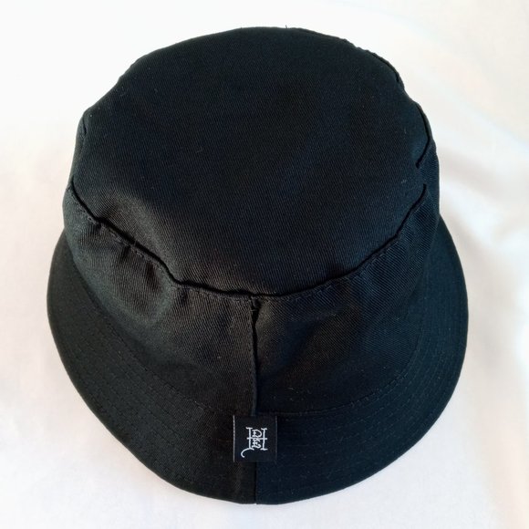Ed Hardy Tie Dye/black Reversible bucket hat NWT one size fits most - Picture 2 of 6